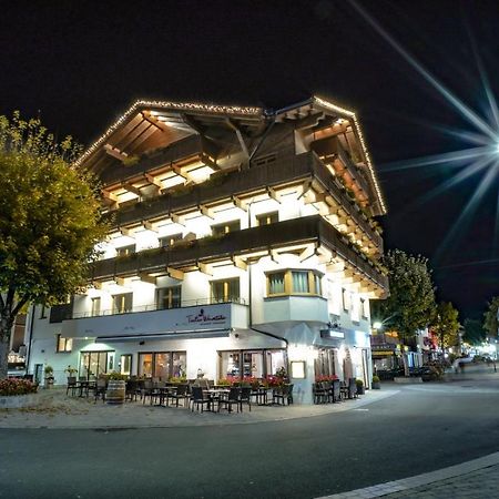 Апарт отель Tiroler Weinstube Зеефельд в Тироле Экстерьер фото